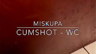 Miskupa  - Cumshot - WC öffentlich